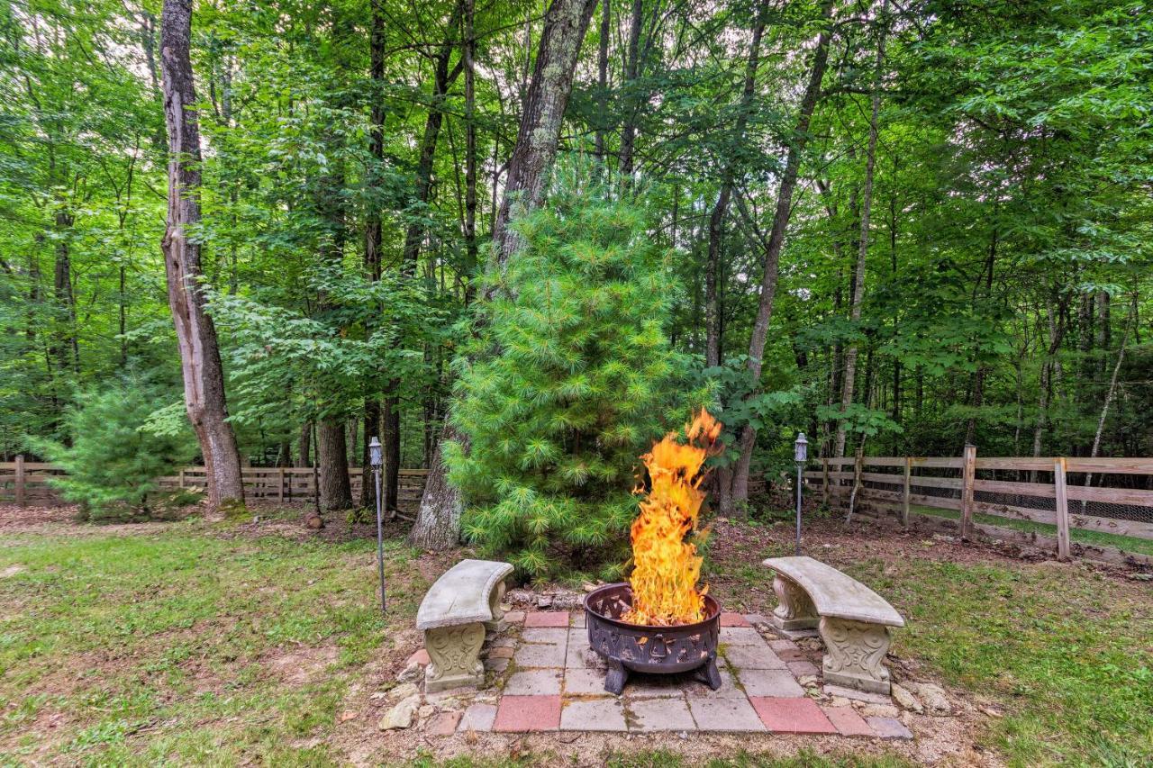 Beech Mountain Home With Covered Deck, Near Skiing! Ngoại thất bức ảnh